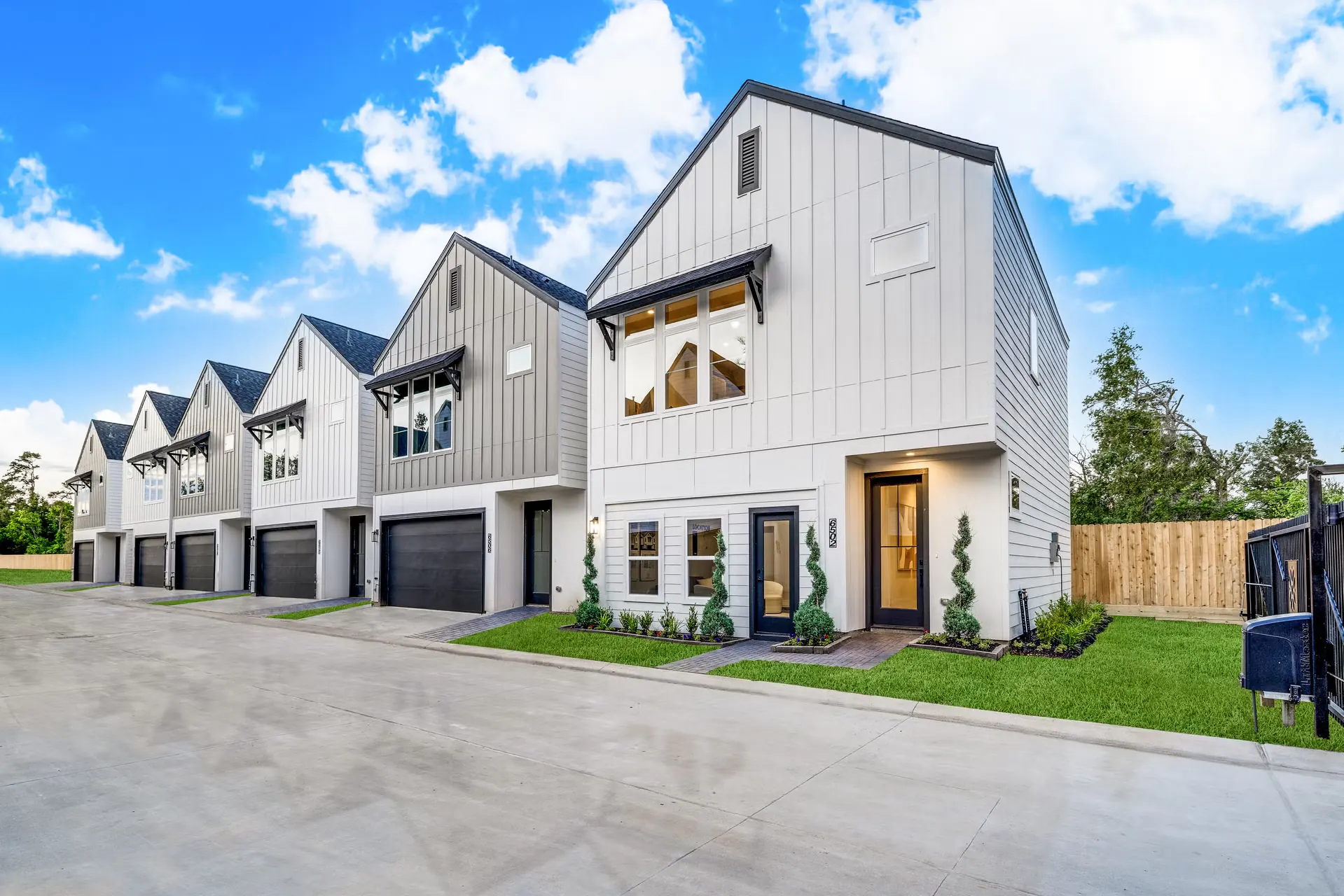 Highland Gardens townhome exterior